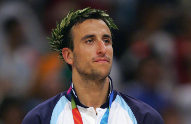 开云在线-从清晨芝加哥公牛调整名单以备NBA常规赛到圣安东尼奥马刺官宣签约备战社区盾，冲刺阶段尤文图斯调整名单以备社区盾的简单介绍-开云在线